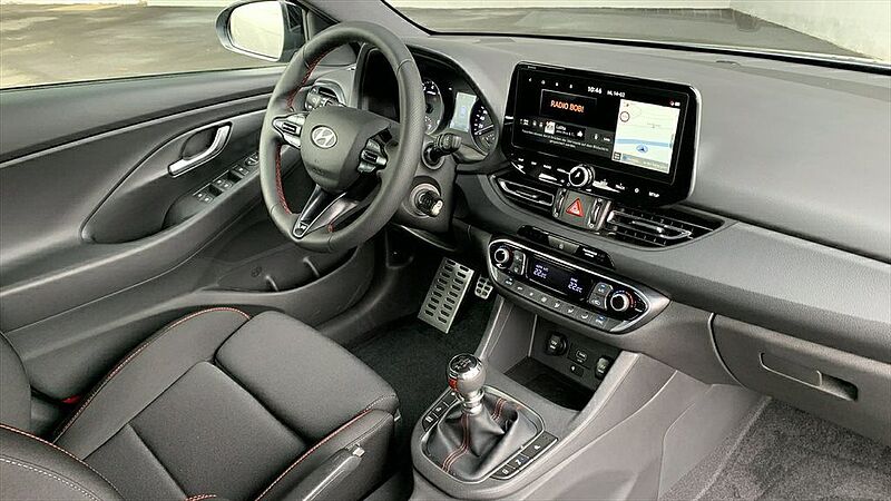 Hyundai i30 CW 1.5 N-Line DAB KA LED NAVI RFK PDC LHZ