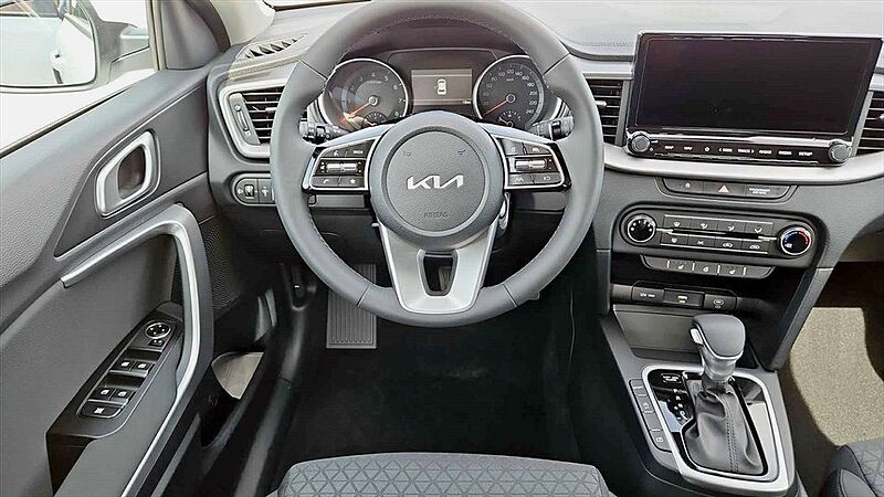 Kia cee'd Ceed 1.5 DCT ALU DAB LHZ NAVI PDC RFK SHZ TOUCH