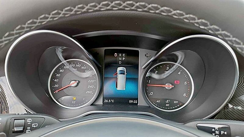 Mercedes-Benz V 250 d lang 9G 4Matic 2xST ACC DAB LED 360°